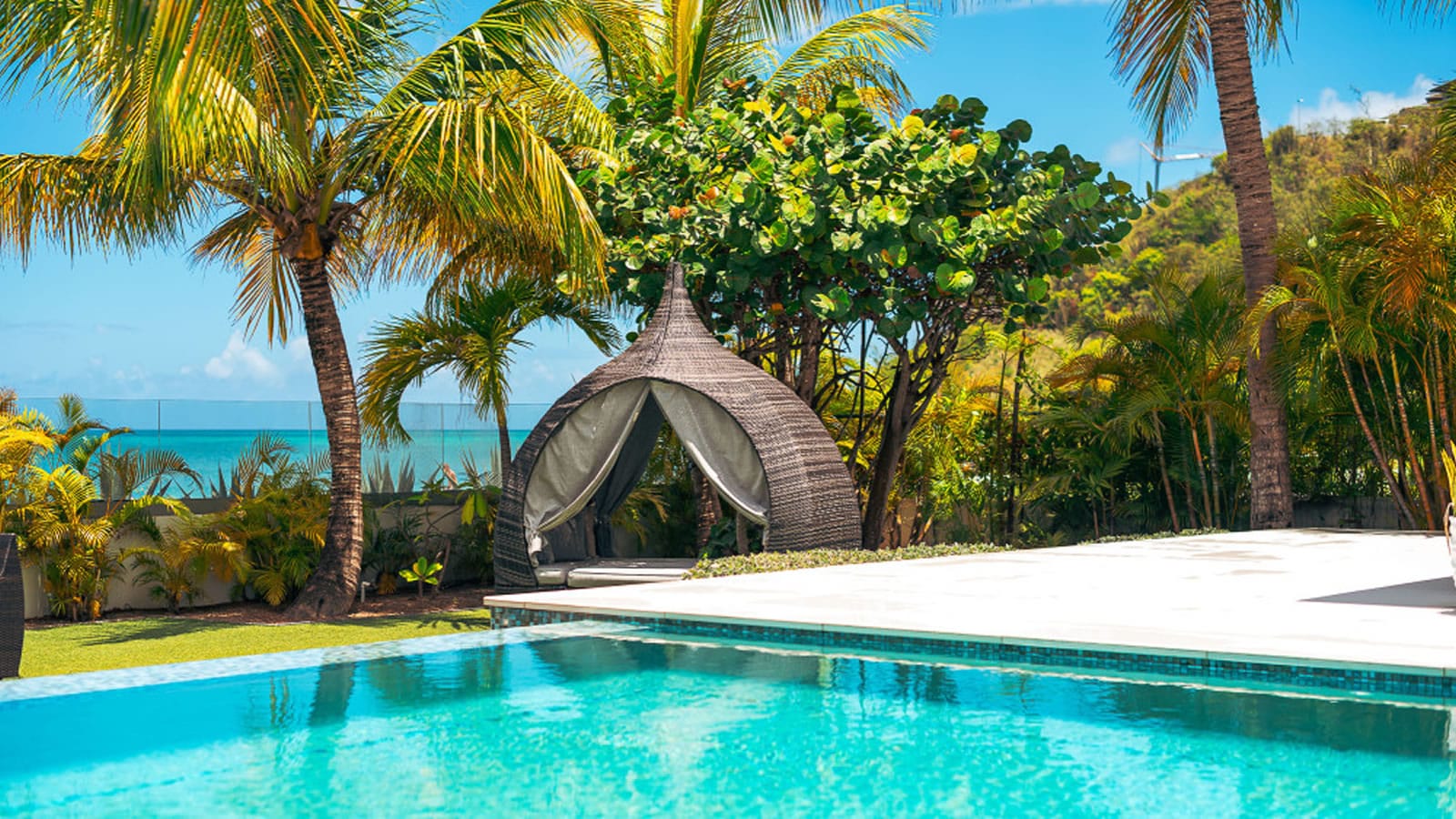 3 Bedroom Luxury Beachfront Villa for Sale, South Finger, Jolly Harbour, Antigua