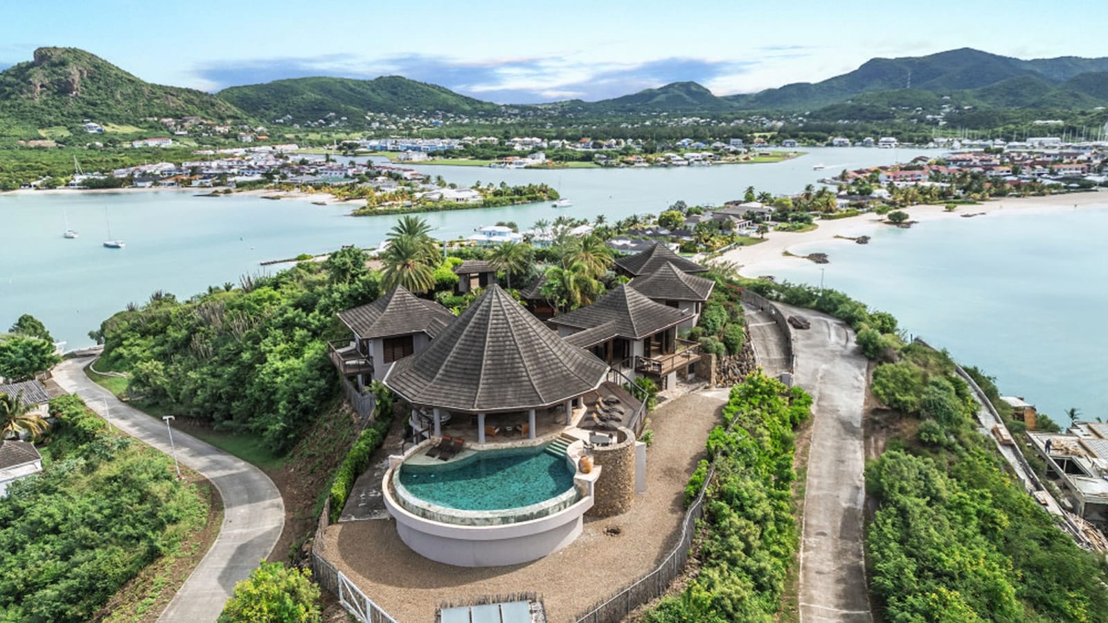 6 Bedroom Luxury Villa for Sale, Reeds Point, Jolly Harbour, Antigua
