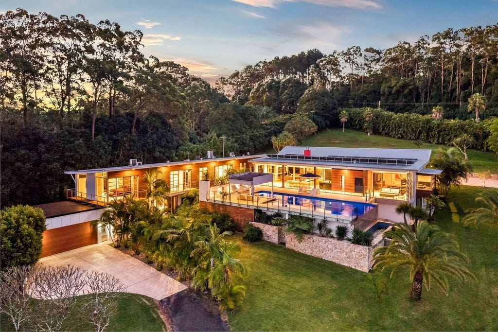 Luxury Detached House for sale in Byron Bay, New South Wales - 132660735 - LuxuryEstate.com