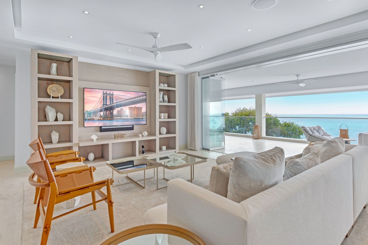 6 Bedroom Luxury Beachfront Apartment for Sale, Portico, Prospect Beach, St James, Barbados
