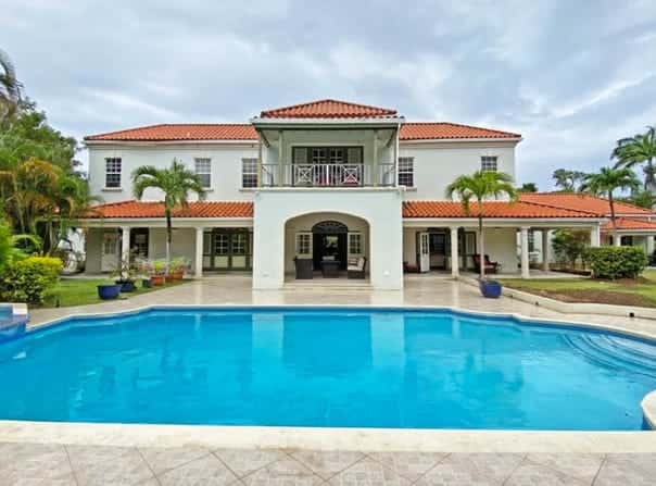 49 Salters Rd, Holetown, Saint James