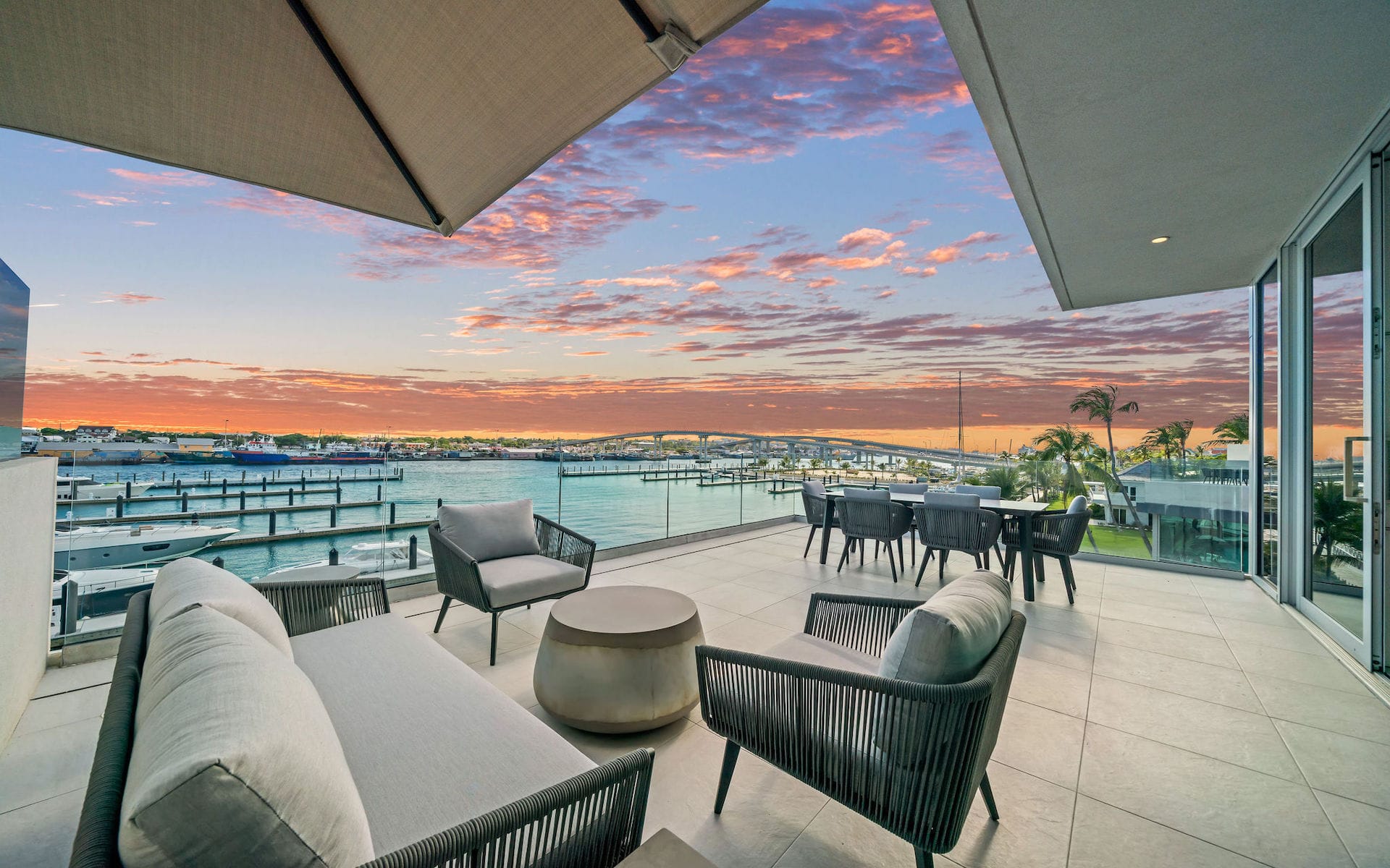 2 Bedroom Penthouse Condo Unit for Sale, Sterling Commons, Hurricane Hole, Paradise Island, Bahamas