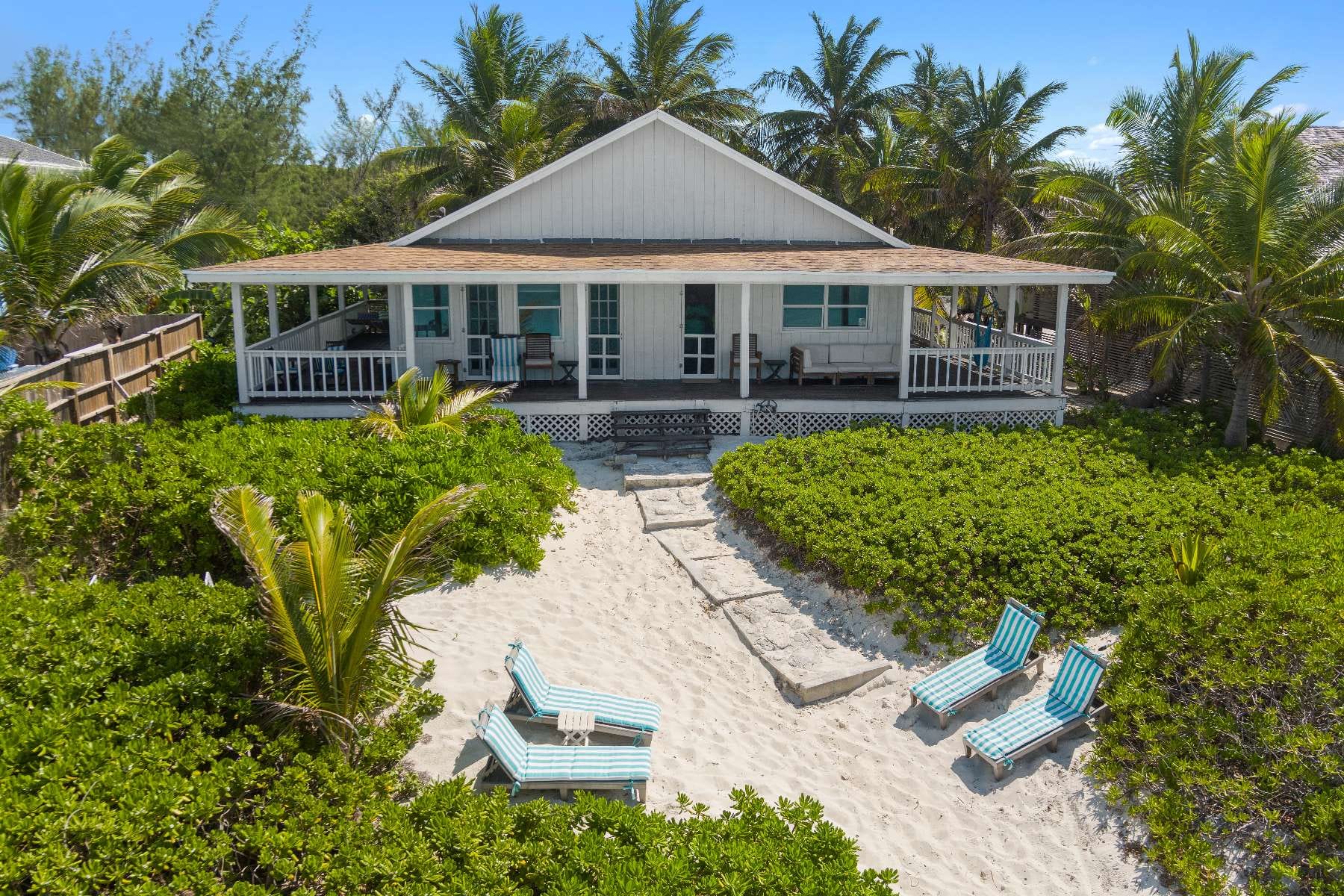 3 Bedroom Beach House for Sale, Silver Beach Estates, Tar Bay, Exuma, Bahamas