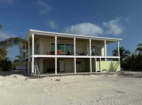 PORPOISE POINT, Abaco, Central Abaco