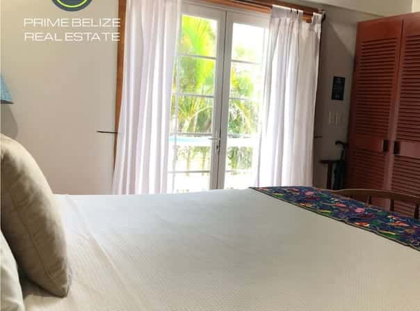 4 Vista Cove, Placencia, Stann Creek District