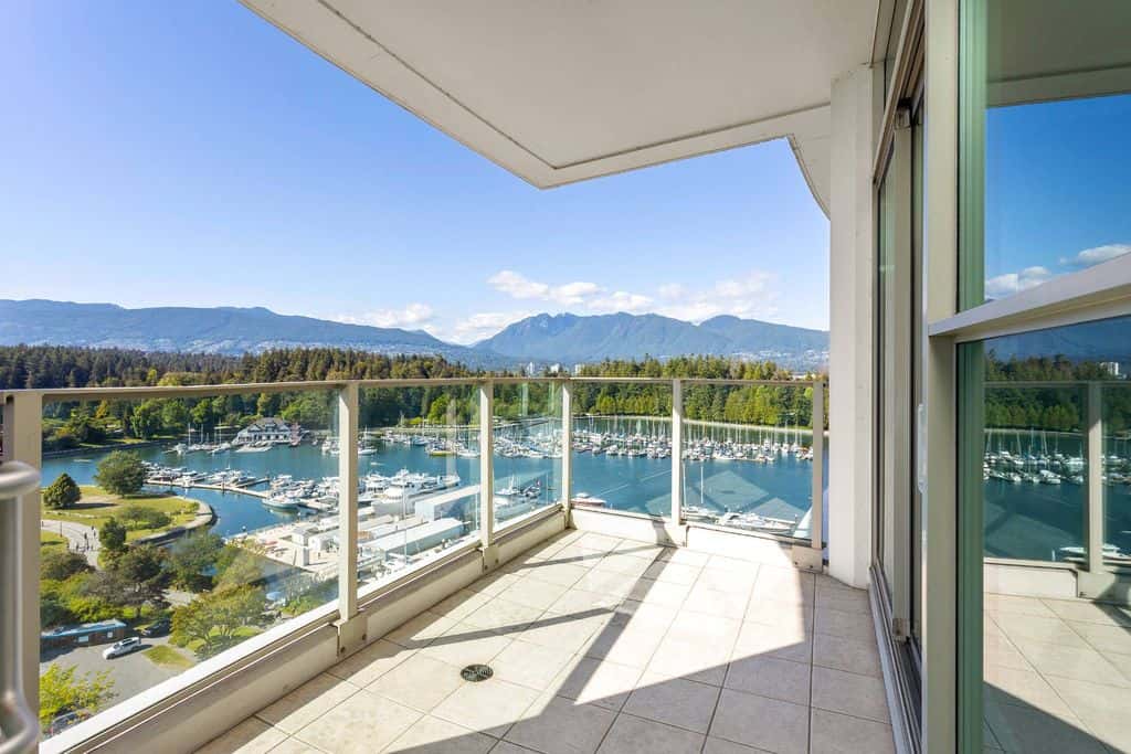 4 bedroom luxury Flat for sale in Vancouver, British Columbia - 132867076 - LuxuryEstate.com