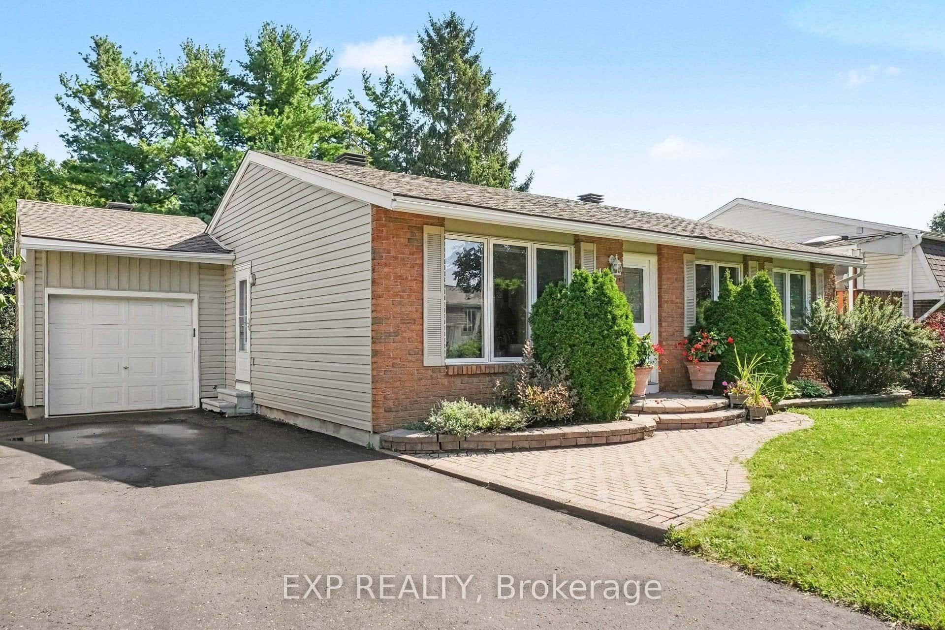 1347 Metz Crescent, Ottawa