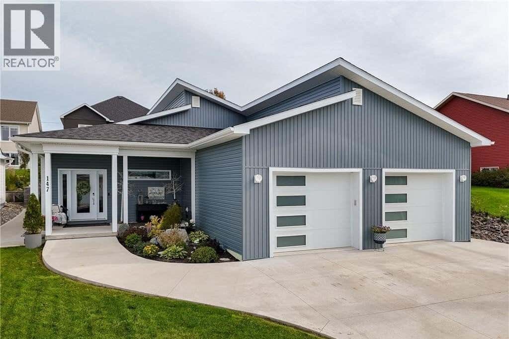147 Reba Crescent, Fredericton