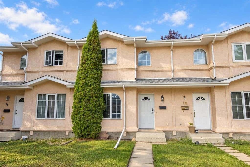 16 Davis Close, Red Deer