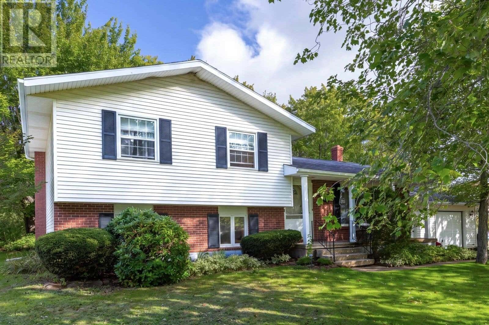 2 Greenleaf Drive, Charlottetown
