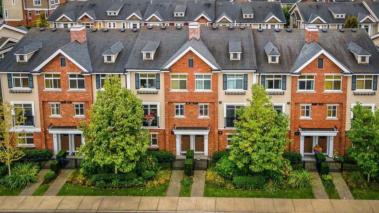 21-20738 84 Avenue, Langley