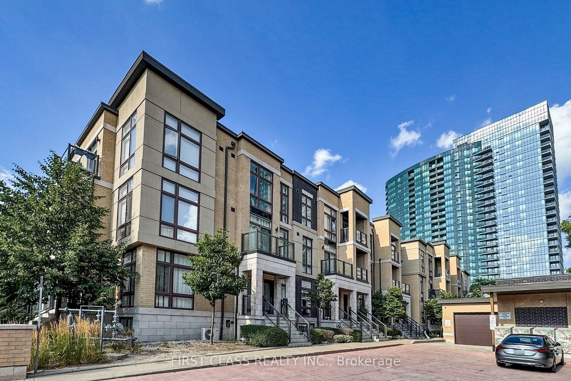 79-23 Eldora Avenue, Toronto