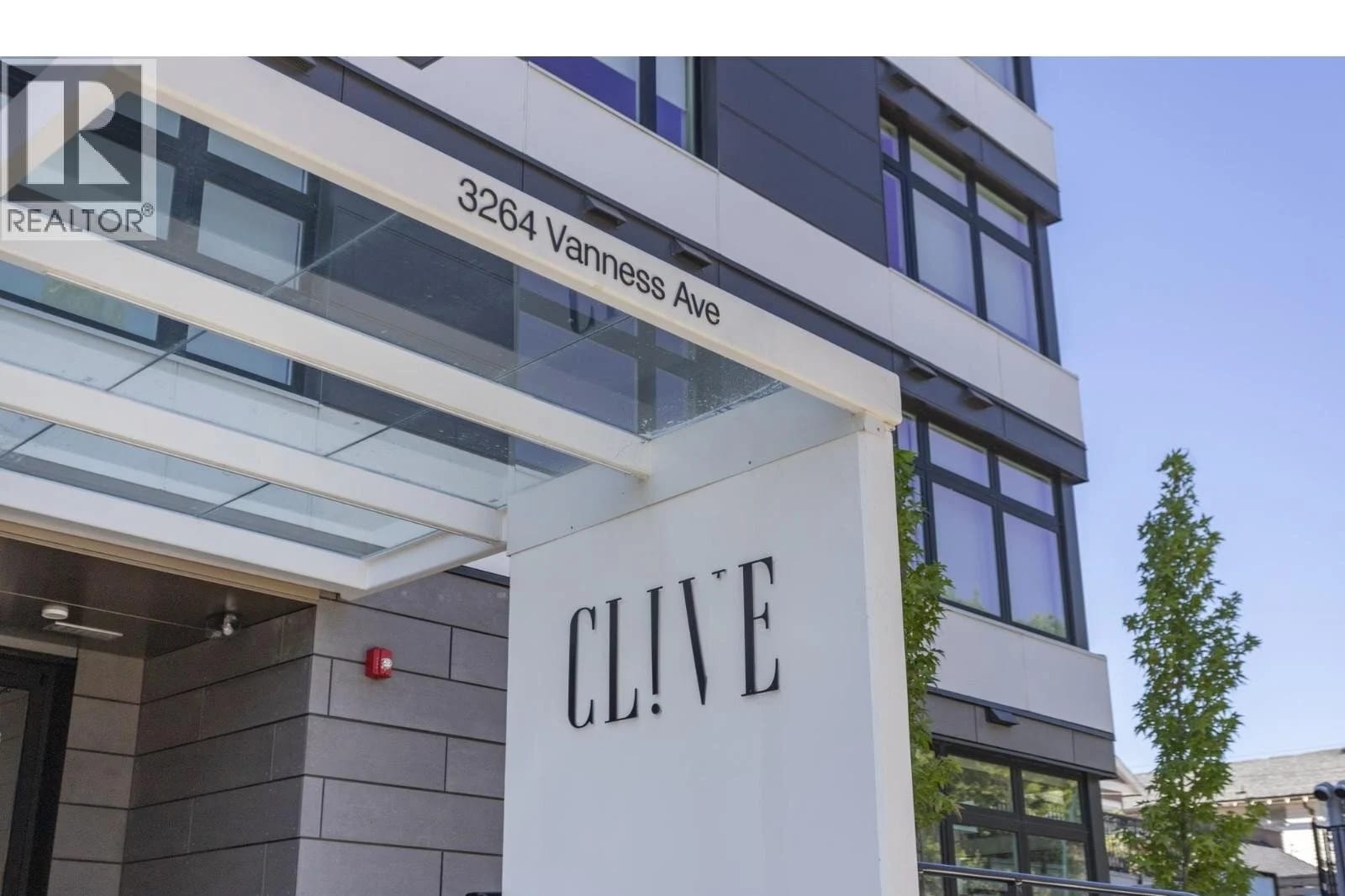305-3264 Vanness Avenue, Vancouver