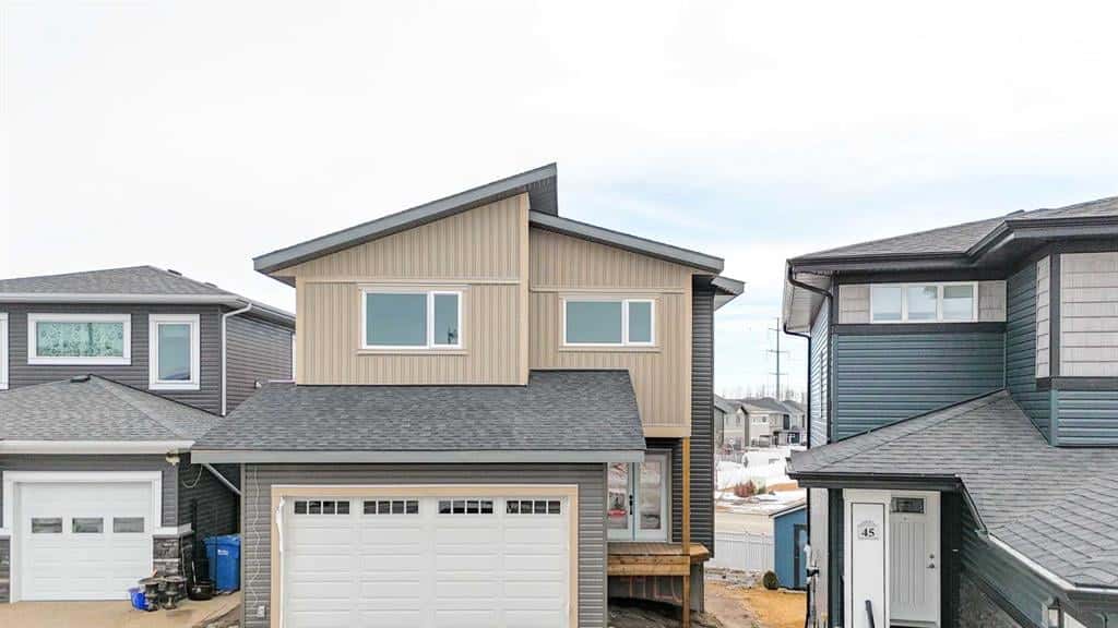 49 Lowden Close, Red Deer