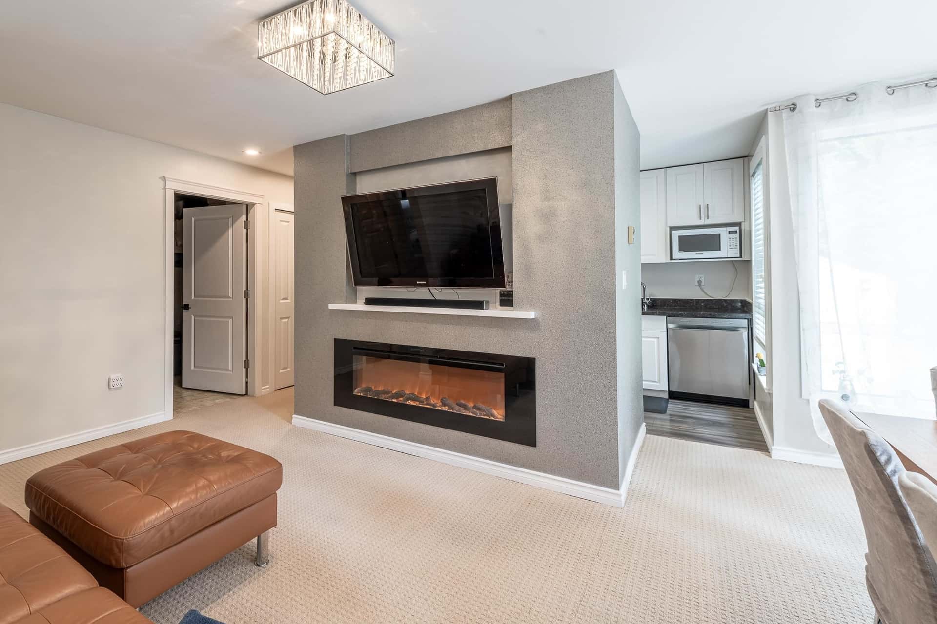 201-9152 Saturna Drive, Burnaby