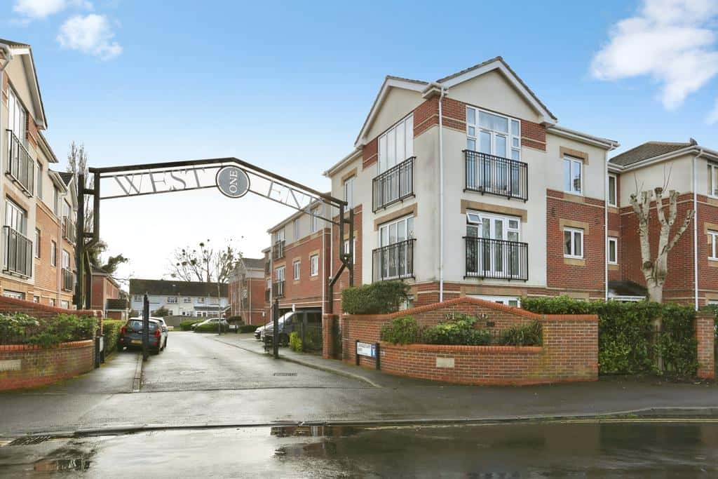 Langstaff Way, Southampton...