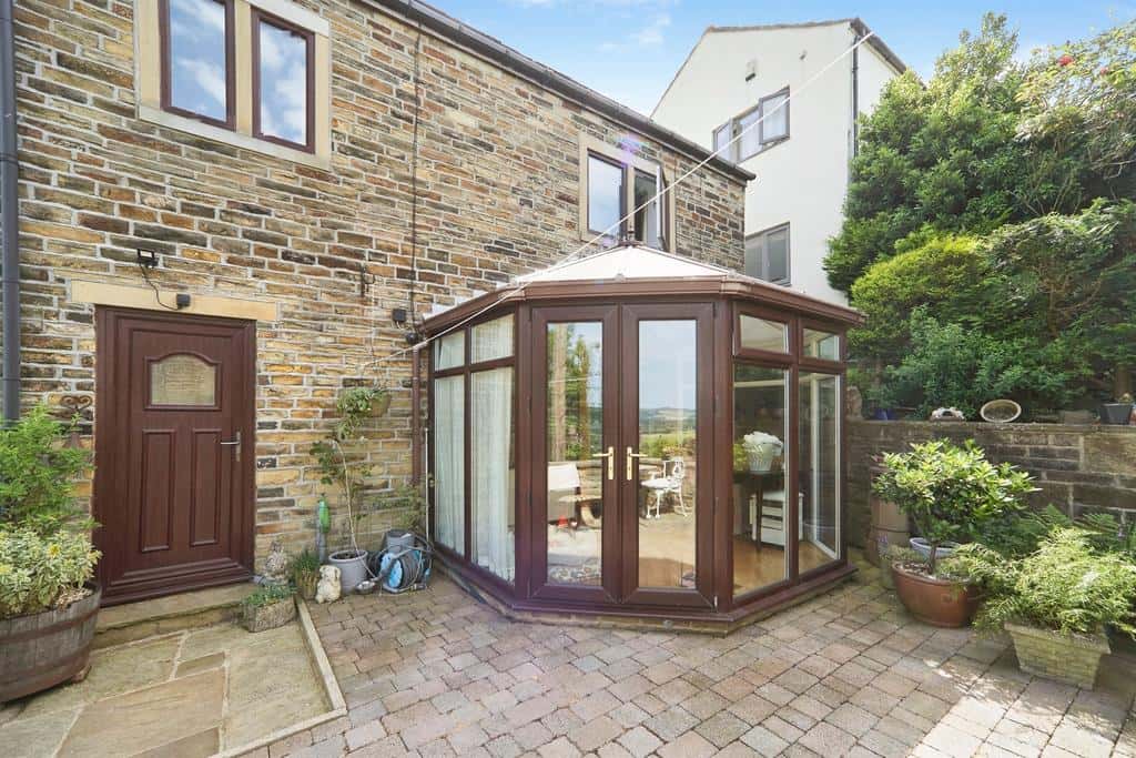 North Bank Road, Bingley BD16