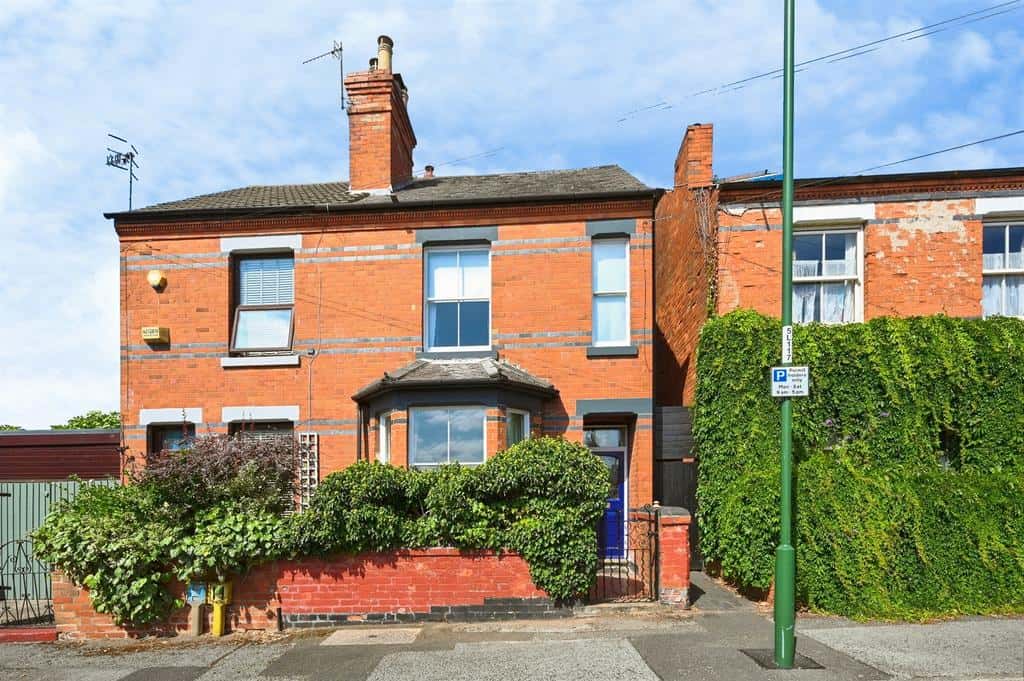 Lime Street, Nottingham 3 bed semi-detached house