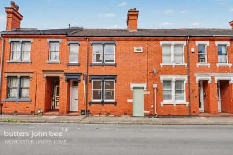 4 bedroom town house for sale