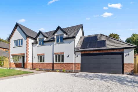 5 bedroom detached house for sale