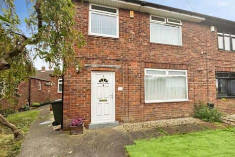 3 bedroom semi-detached house for sale