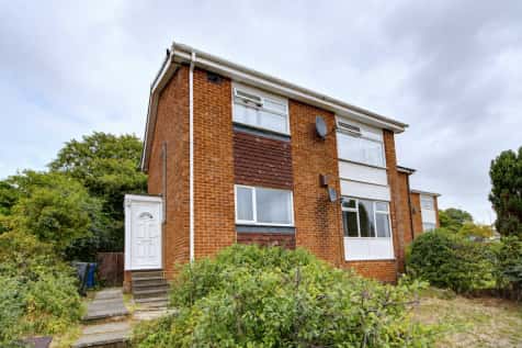 2 bedroom ground floor flat for sale