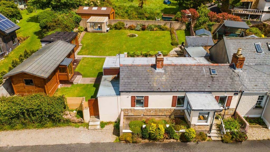 3 Old Cannon Rock Cottages, Upper Cliff Road, Howth, Howth, County Dublin, D13 XN56