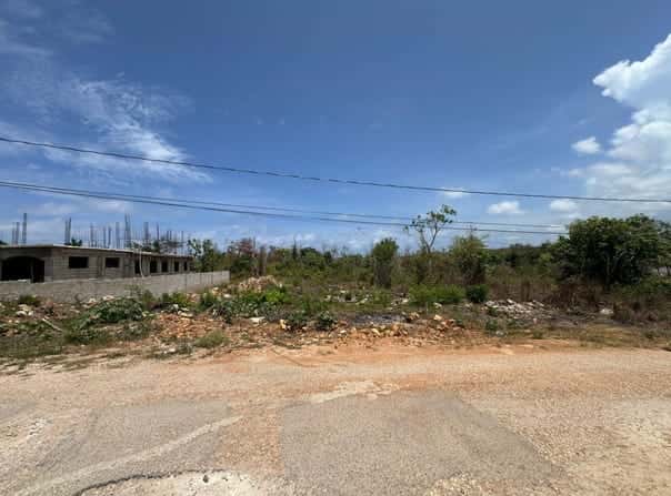 107 RETREAT HEIGHT, FALMOUTH, RETREAT HEIGHTS, Trelawny Parish