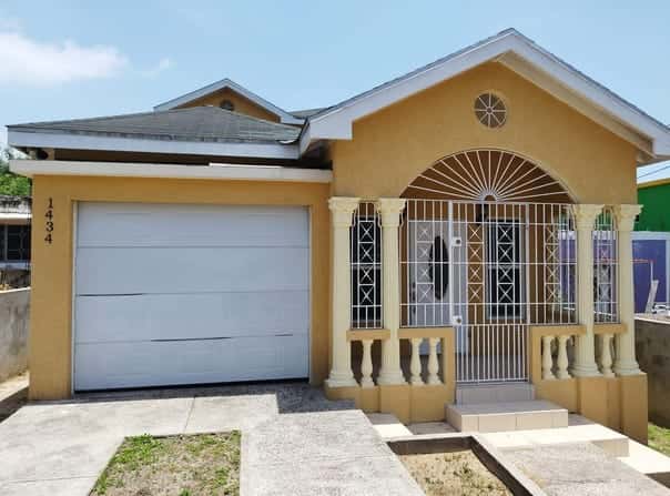 1434 LONGVILLE PARK, Longville Park, Clarendon