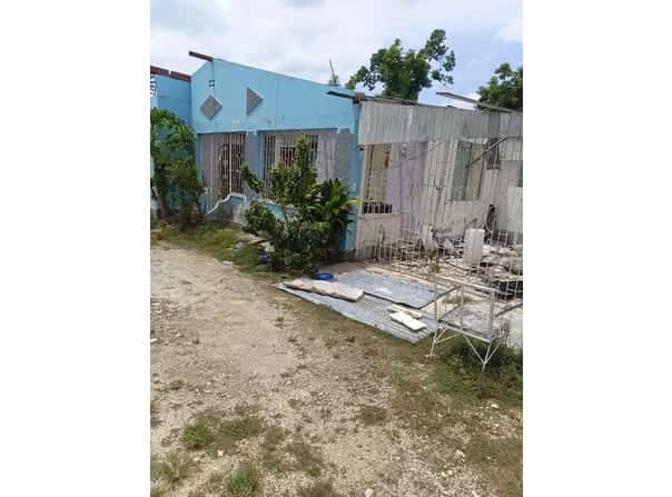 7V2W+PF, Amity, Westmoreland Parish