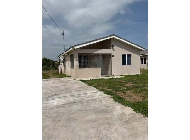 35 ROSEWOOD AVENUE lot: 486, Old Harbour, Saint Catherine Parish