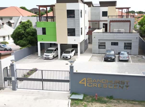 4 SANDHURST CRESCENT unit: 4, Kingston 6, St. Andrew Parish