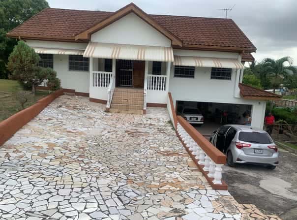 12 BUCHAVEN MAYPEN, May Pen, Clarendon