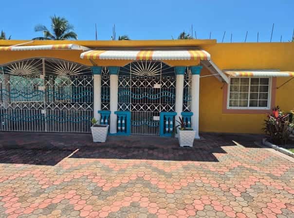112 HARTWELL GARDENS, May Pen, Clarendon