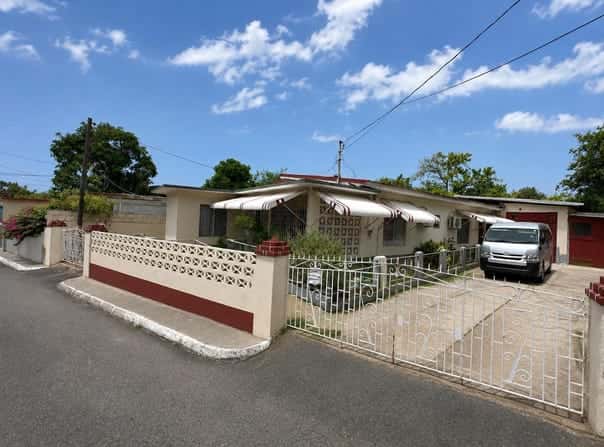 2B SLIPDOCK ROAD, Kingston 2, Kingston Parish