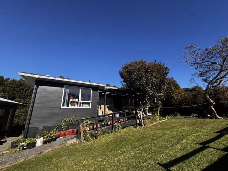 9 Julia Place , Totara Vale, North Shore City