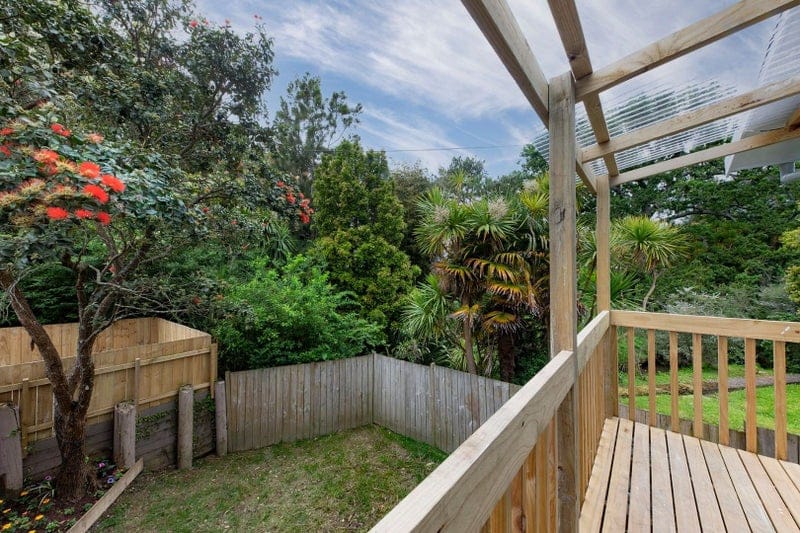 18D Sarona Avenue, Glen Eden, Waitakere City