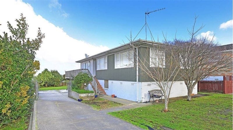 27 Estuary Road, Weymouth, Manukau City
