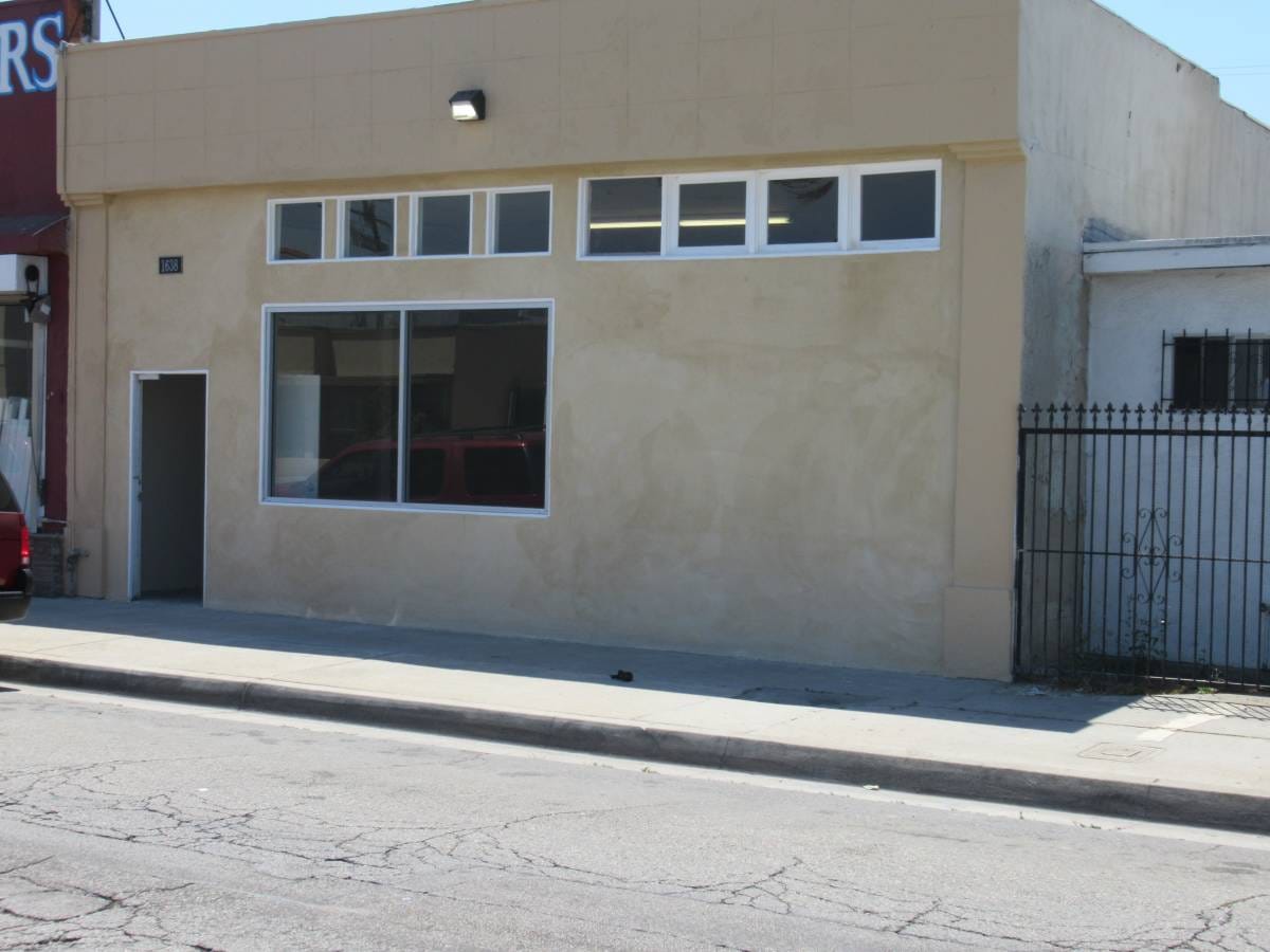 Compton - For Sale Or Lease to Own - Commercial Building