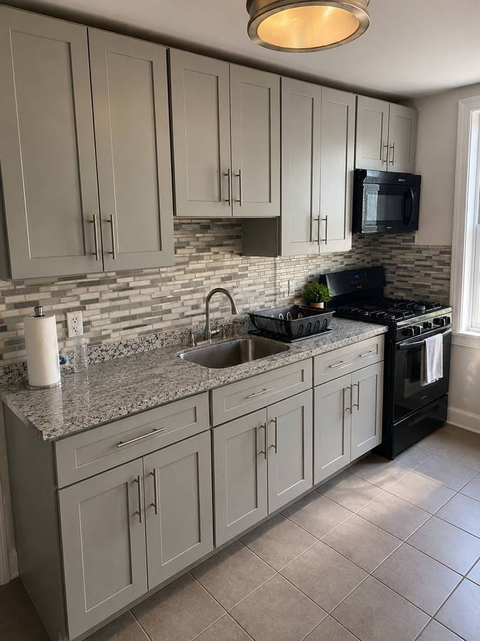 4-Bedroom Apartment for Rent – Briarwood, Queens Spacious 4-bedroom,