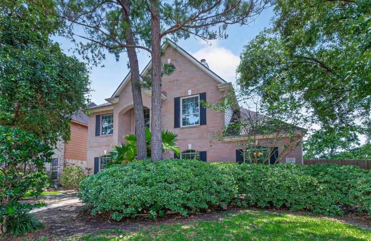 ***BUYER PRICE DROP-RENT WITH OPTION TO BUY TODAY****