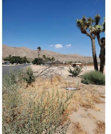17000 sq" RES lot in Yucca Valley