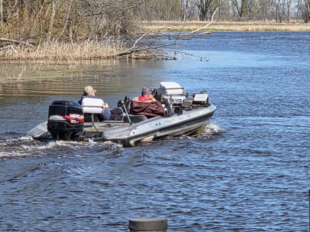 Central WI Fox River Land Boatable to Lake Puckaway