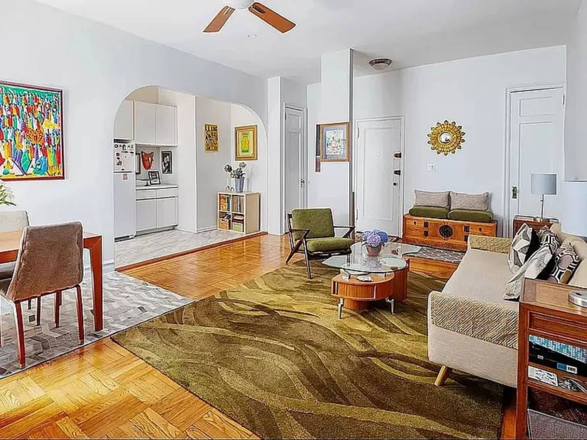 Upper East Side Coop 2 Br 1Bath 928SF Real Estate For Sale $699,000