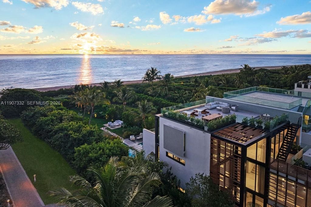 Luxury Villa for sale in Miami Beach, Florida - 132012463 - LuxuryEstate.com