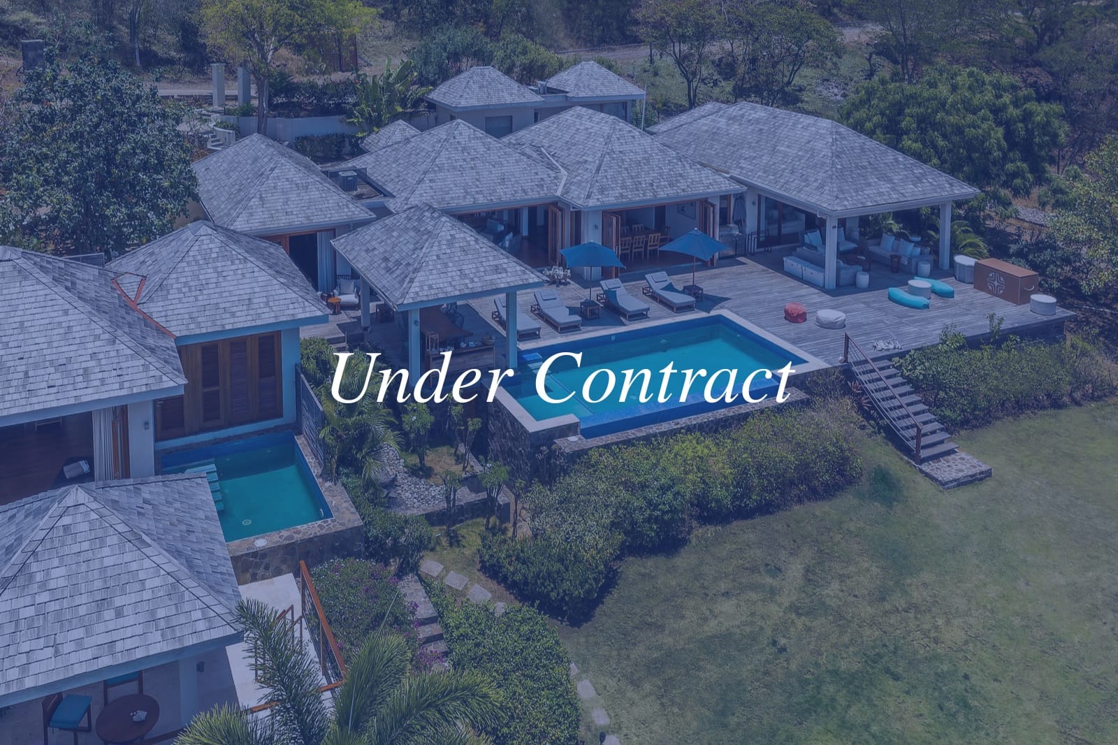 4 Bedroom Luxury Beachfront Villa for Sale, Twassante Bay, Mayreau, Grenadines